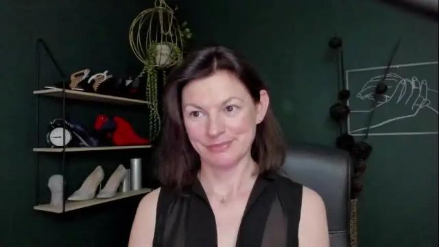 Image 6 of vivian_dream Stream on Chaturbate on 23 days ago