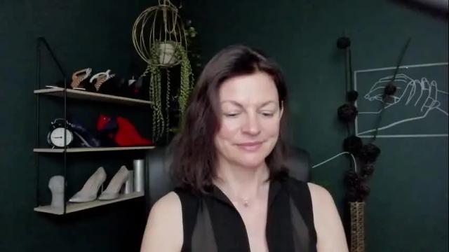 Image 8 of vivian_dream Stream on Chaturbate on 23 days ago