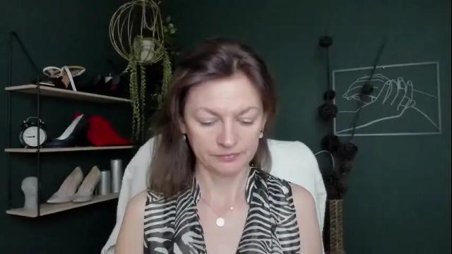Image 2 of vivian_dream Stream on Chaturbate on 14 days ago