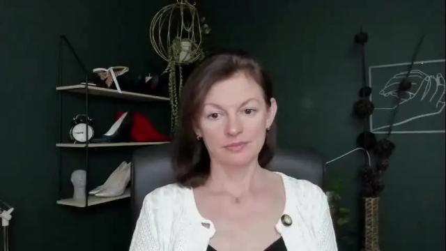 Image 2 of vivian_dream Stream on Chaturbate on 1 day ago
