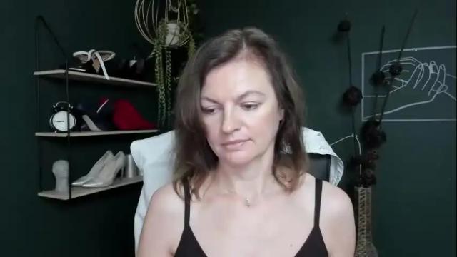 Image 11 of vivian_dream Stream on Chaturbate on 3 months ago