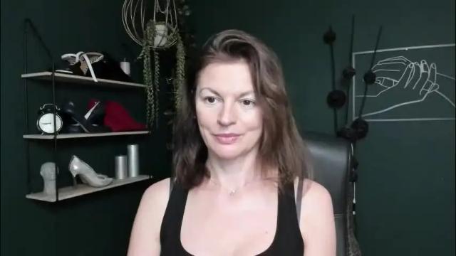 Image 4 of vivian_dream Stream on Chaturbate on 2 months ago