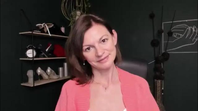 Image 2 of vivian_dream Stream on Chaturbate on 2 months ago