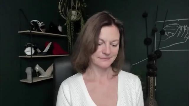 Image 4 of vivian_dream Stream on Chaturbate on 2 months ago