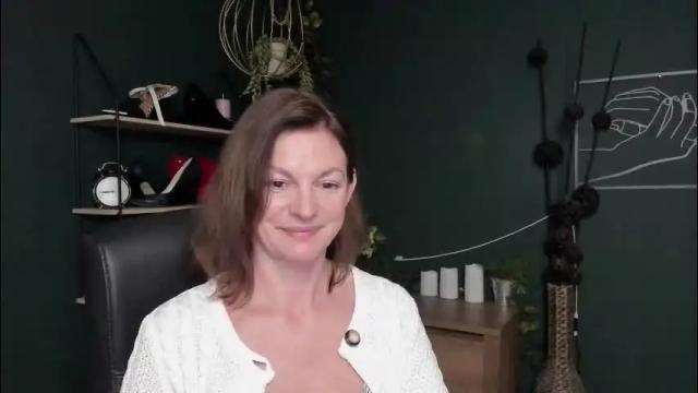 Image 10 of vivian_dream Stream on Chaturbate on 2 months ago