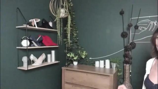 Image 12 of vivian_dream Stream on Chaturbate on 1 month ago