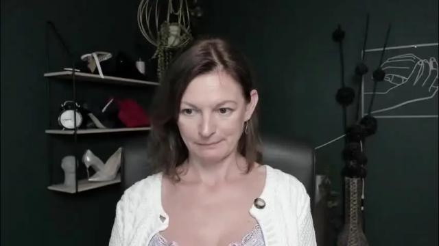 Image 2 of vivian_dream Stream on Chaturbate on 1 month ago