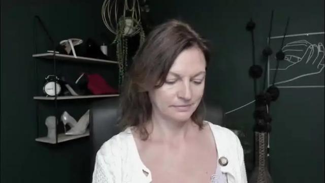 Image 3 of vivian_dream Stream on Chaturbate on 1 month ago