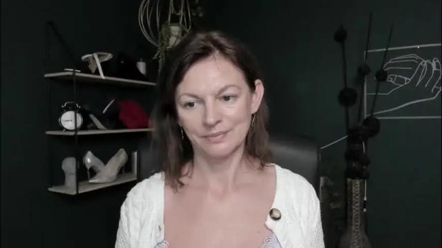 Image 7 of vivian_dream Stream on Chaturbate on 1 month ago
