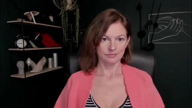 Image 3 of vivian_dream Stream on Chaturbate on 1 month ago