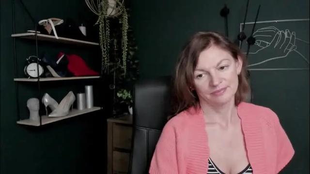 Image 7 of vivian_dream Stream on Chaturbate on 1 month ago