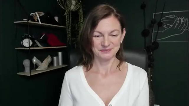 Image 10 of vivian_dream Stream on Chaturbate on 1 month ago