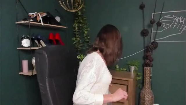 Image 2 of vivian_dream Stream on Chaturbate on 1 month ago