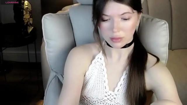 Image 12 of vivian_evans_ Stream on Chaturbate on 12 months ago