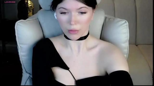 Image 11 of vivian_evans_ Stream on Chaturbate on 12 months ago