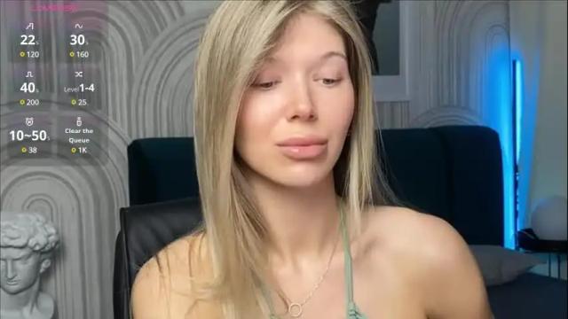 Image 10 of vivian_evans_ Stream on Chaturbate on 1 month ago