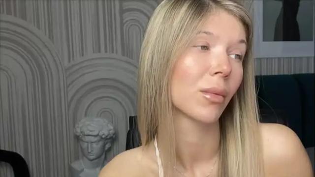 Image 6 of vivian_evans_ Stream on Chaturbate on 1 month ago