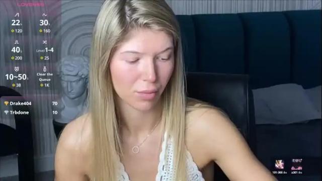 Image 8 of vivian_evans_ Stream on Chaturbate on 1 month ago