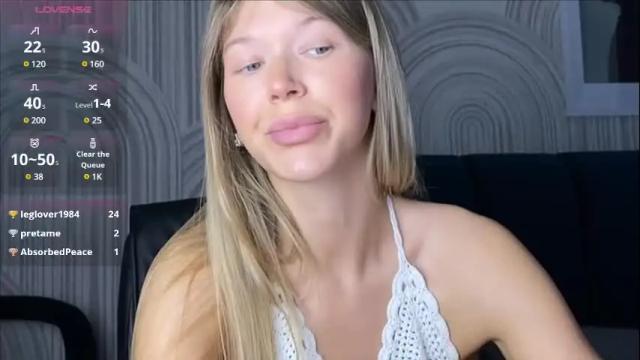 Image 10 of vivian_evans_ Stream on Chaturbate on 16 days ago