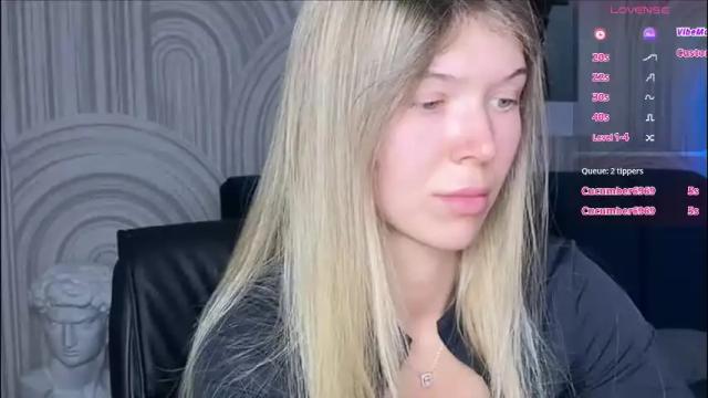 Image 7 of vivian_evans_ Stream on Chaturbate on 1 month ago