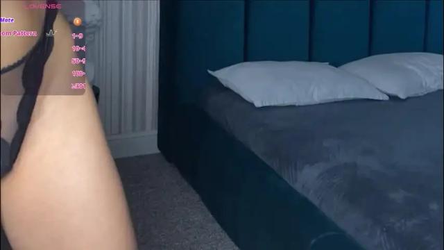 Image 8 of vivian_evans_ Stream on Chaturbate on 1 month ago