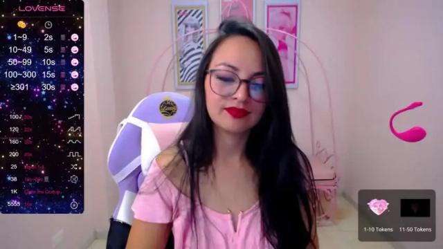 Thumbnail 3, vivian_giraldo's Stream at Chaturbate, 18 months ago