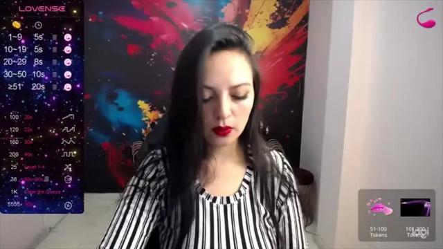 Image 2 of vivian_giraldo Stream on Chaturbate on 17 months ago