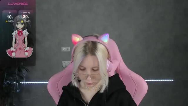 Image 3 of vivian_got Stream on Chaturbate on 13 months ago