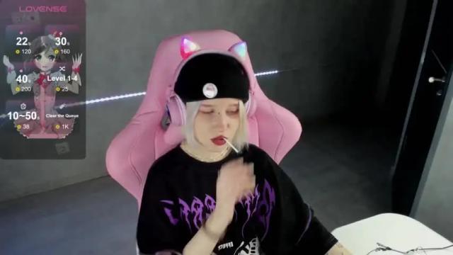 Image 2 of vivian_got Stream on Chaturbate on 13 months ago