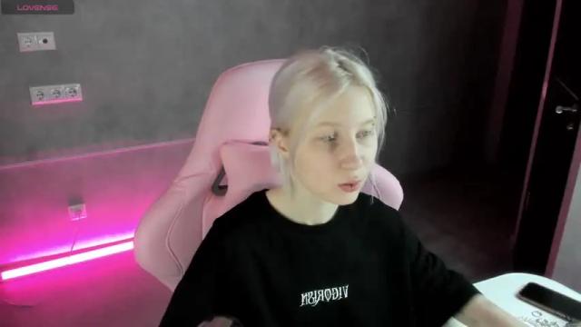 Thumbnail 1, vivian_got's Stream at Chaturbate, 12 months ago