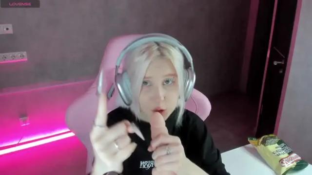Image 11 of vivian_got Stream on Chaturbate on 12 months ago