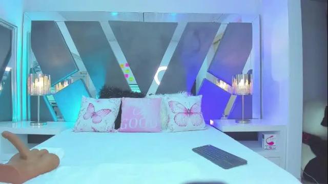 Image 10 of vivian_monroe Stream on Chaturbate on 13 days ago