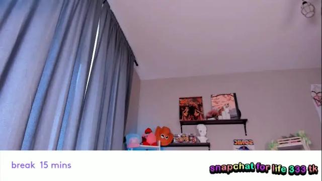 Image 4 of vivian_qwerty Stream on Chaturbate on 1 month ago