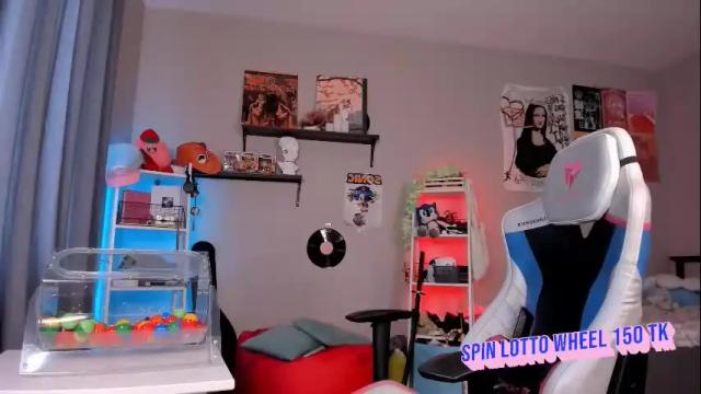 Image 8 of vivian_qwerty Stream on Chaturbate on 22 days ago