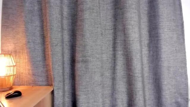 Image 12 of vivian_sanchez_18 Stream on Chaturbate on 19 months ago