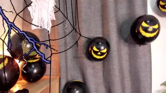 Image 10 of vivian_sanchez_18 Stream on Chaturbate on 19 months ago