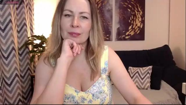 Image 3 of vivian_soul Stream on Chaturbate on 1 month ago