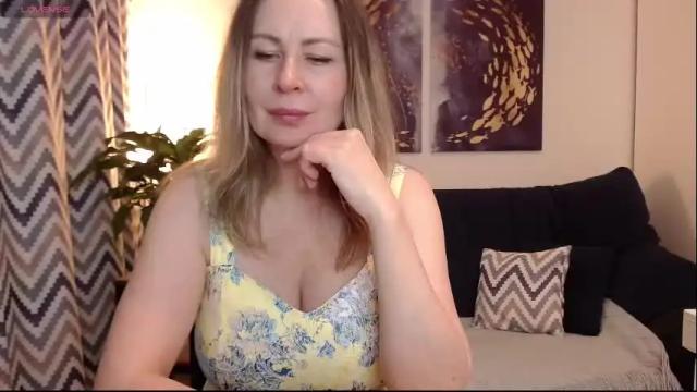 Image 8 of vivian_soul Stream on Chaturbate on 1 month ago