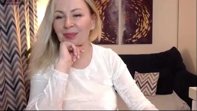 Image 11 of vivian_soul Stream on Chaturbate on 4 days ago