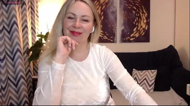 Image 2 of vivian_soul Stream on Chaturbate on 4 days ago