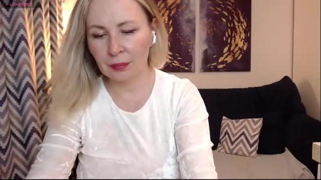Image 3 of vivian_soul Stream on Chaturbate on 4 days ago