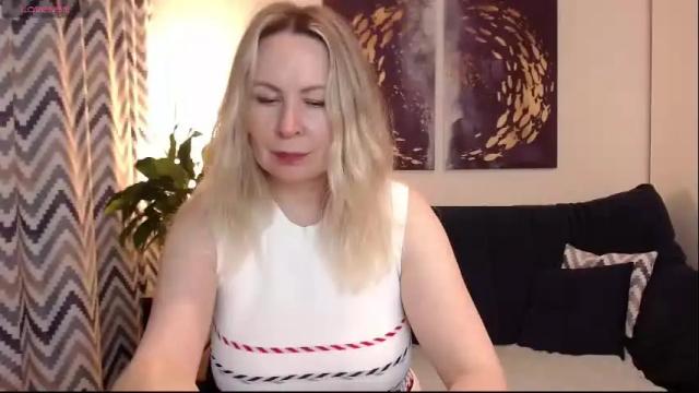 Image 11 of vivian_soul Stream on Chaturbate on 12 days ago