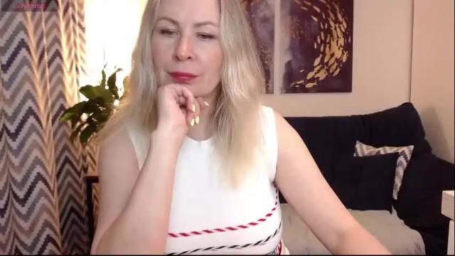 Image 3 of vivian_soul Stream on Chaturbate on 12 days ago