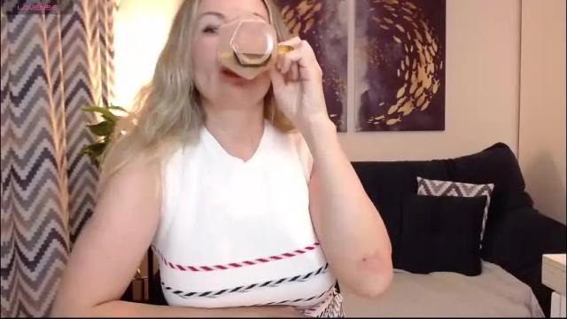 Image 7 of vivian_soul Stream on Chaturbate on 8 days ago