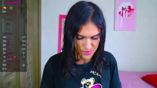 Image 4 of viviana1v Stream on Chaturbate on 25 months ago