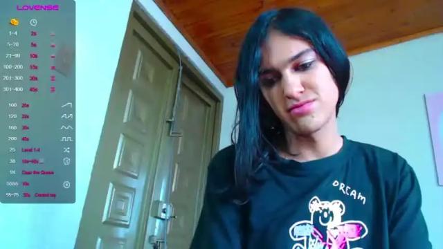 Image 7 of viviana1v Stream on Chaturbate on 25 months ago