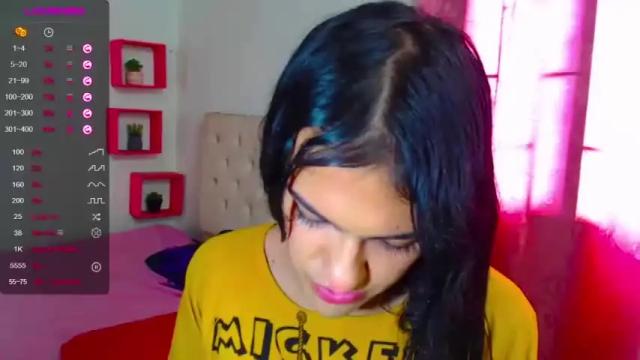 Image 3 of viviana1v Stream on Chaturbate on 25 months ago