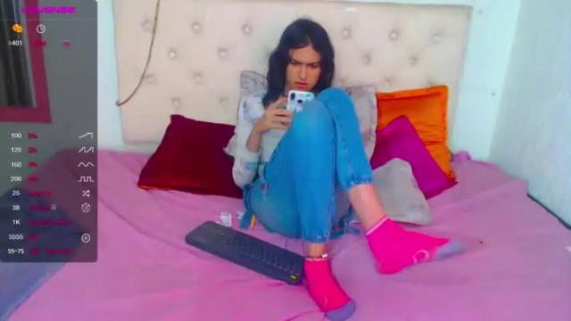 Image 3 of viviana1v Stream on Chaturbate on 25 months ago