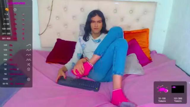 Image 6 of viviana1v Stream on Chaturbate on 25 months ago