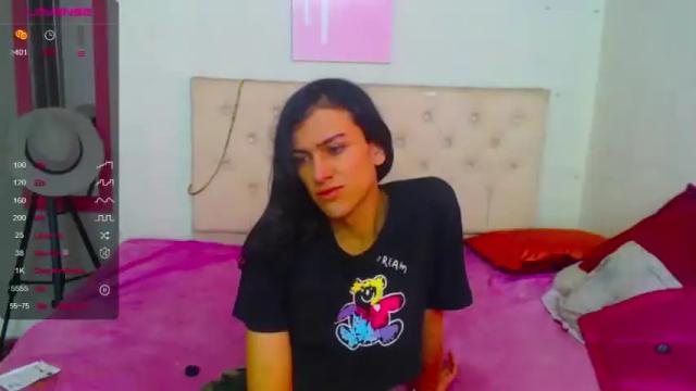 Image 4 of viviana1v Stream on Chaturbate on 24 months ago